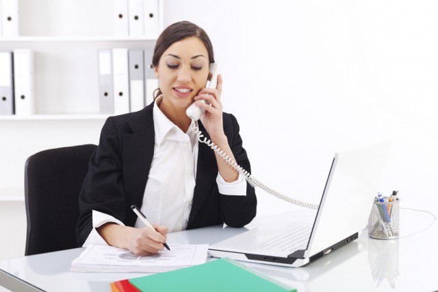 Biasa Gugup Bicara Via Telepon  Tips Ini Patut Kamu Coba 
