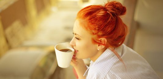 kebanyakan konsumsi kafein berbahaya dampak bagi tubuh