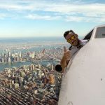 Epik Tapi Hoax Saja, Selfie Pilot di Pesawat Saat Terbang-cover