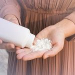 Pakai Bedak Bayi di Area Kewanitaan Sebabkan Kanker Ovarium-cover