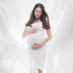 Cantik Dengan Outfits Serba Putih, Nabila Syakieb Jalani Maternity Photoshoot-cover