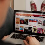 Gandeng 3 Perusahaan Telekomunikasi Besar Indonesia, Netflix Tersedia di Paket Data-cover
