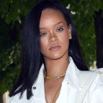 Rihanna Ganti Model Rambut Jadi Short Asymmetrical Bob, Super Fresh!