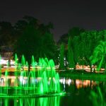 taman-kambang-iwak-di-malam-hari