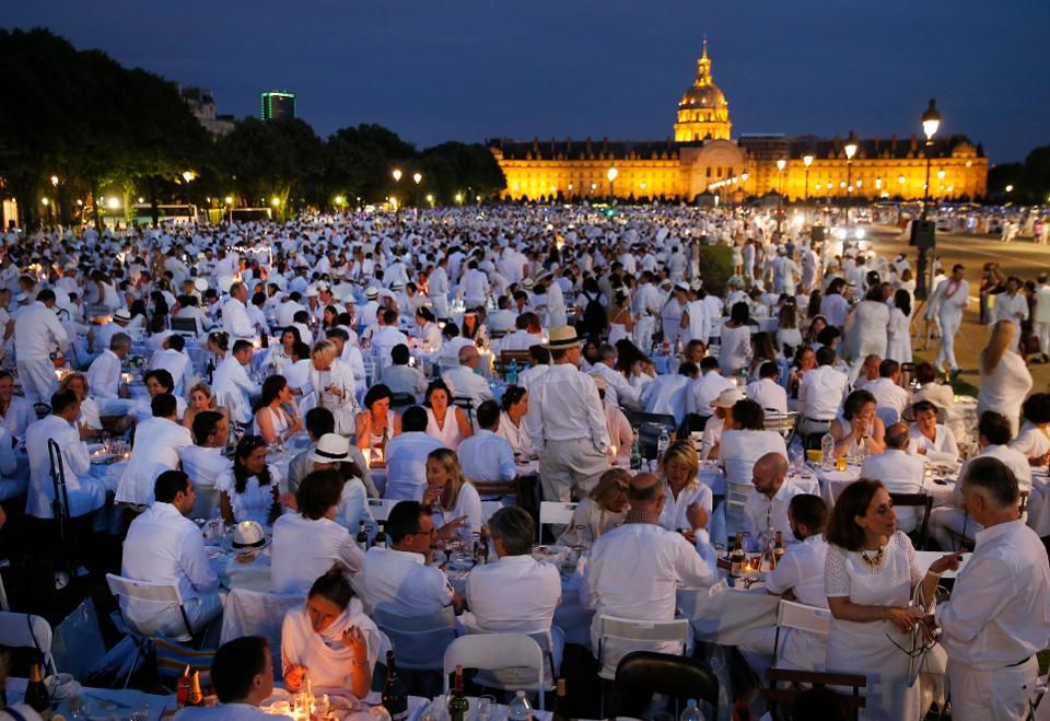Diner En Blanc, Makan Malam Rahasia Serba Putih yang Misterius