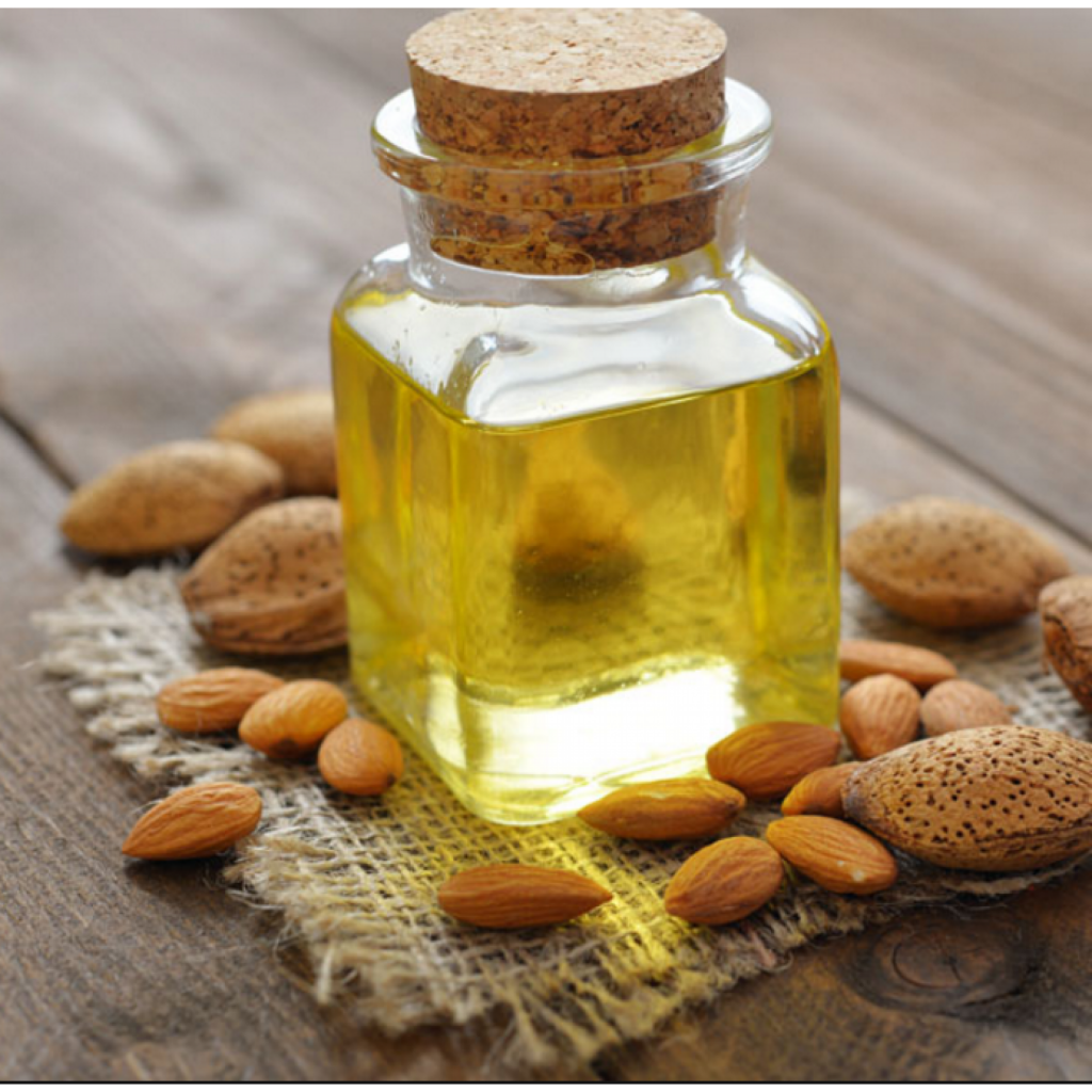 Manfaat Almond Oil untuk Rambut