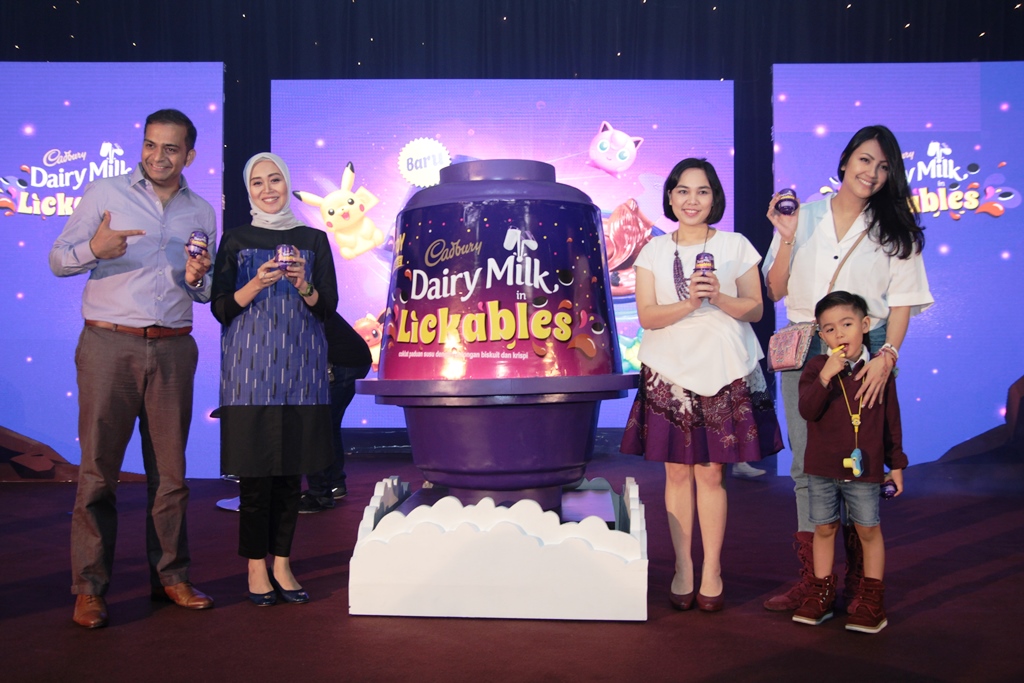 Keceriaan di Peluncuran Cadbury Dairy Milk Lickables