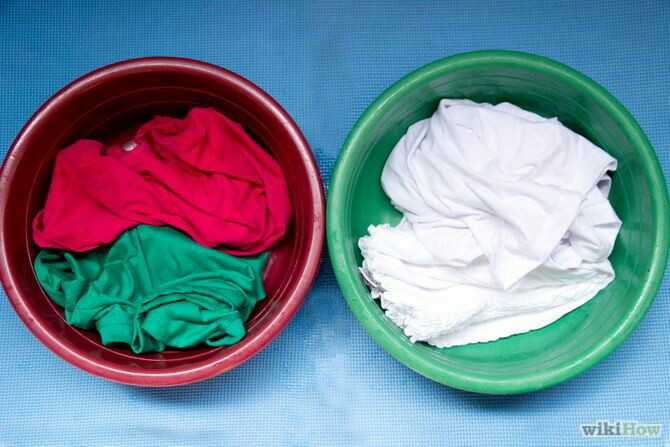 Tips Mencuci Pakaian Sesuai Bahannya Agar Pakaian Awet