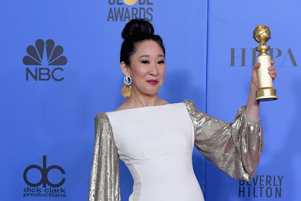 Sandra Oh Mengukir Sejarah di Golden Globes 2019