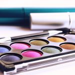 10 Trik Perpanjang Daya Tahan Produk Makeup