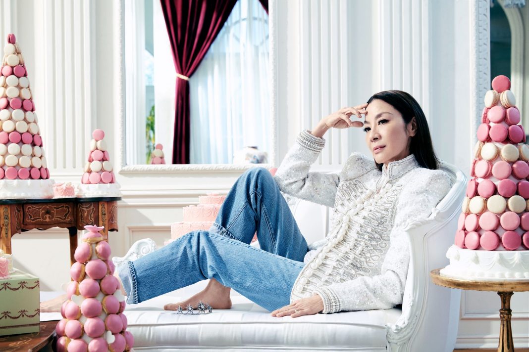 Mengenal Michelle Yeoh, Legenda Perfilman Asia yang Karismatik