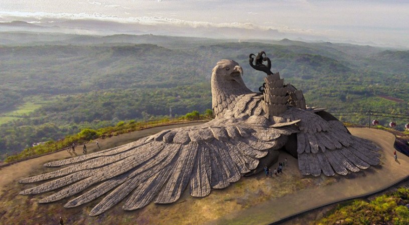 Patung Burung Terbesar di Dunia Baru Selesai Dibangun di India