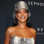 Rihanna Siap-Siap Luncurkan Produk Skincare?