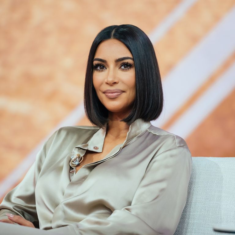 Penyakit Misterius Kim Kardashian Akhirnya Terungkap di 'Keeping Up with the Kardashians'