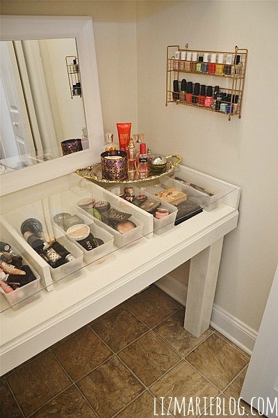 10 Ide DIY Makeup Organizer Cantik dan Mudah yang Bisa Kamu Buat di Rumah