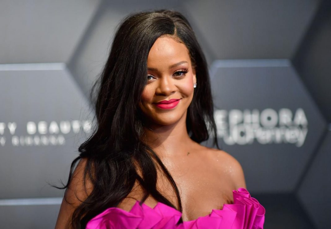 Tolak Tampil di Super Bowl 2020, Rihanna Fokus Pada Album Baru?
