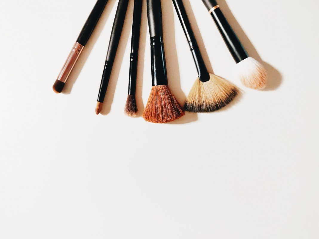 11 Rekomendasi Brush untuk Makeup Full Face Tahun 2019