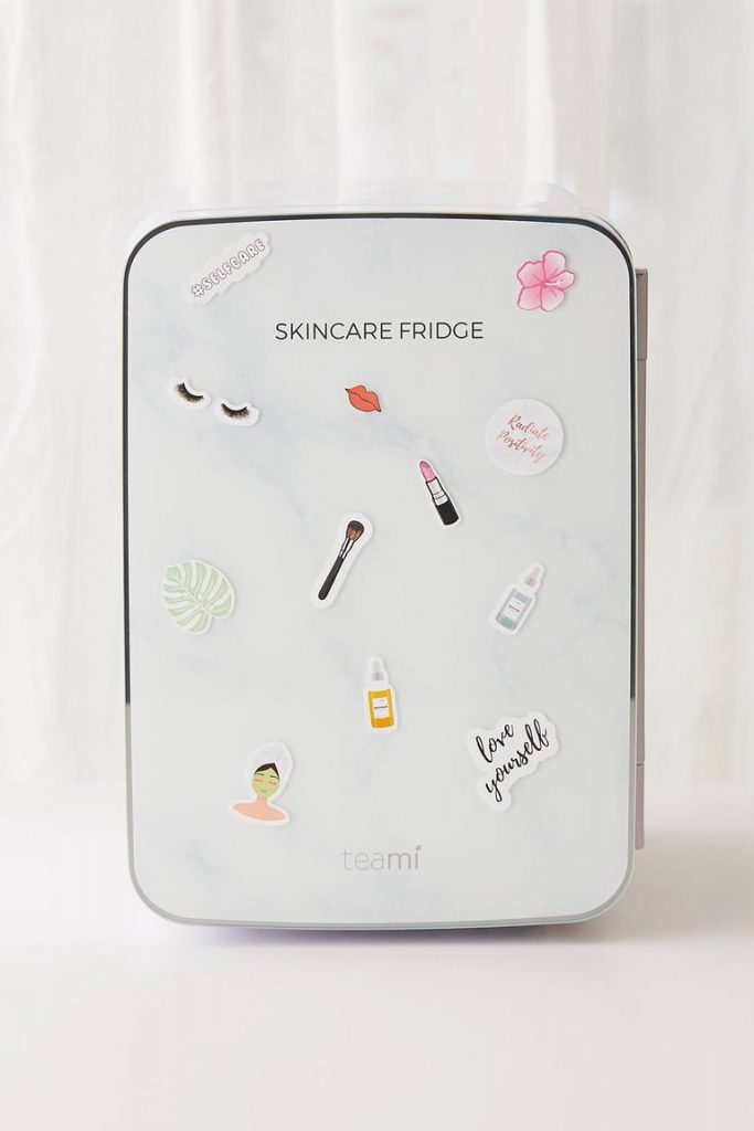 9 Rekomendasi Terbaik Kulkas Mini Untuk Makeup dan Skincare Portal