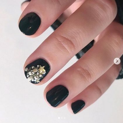 Inspirasi Nail Art yang Cocok Untuk Kuku Pendek Kamu - Portal Wanita Muda