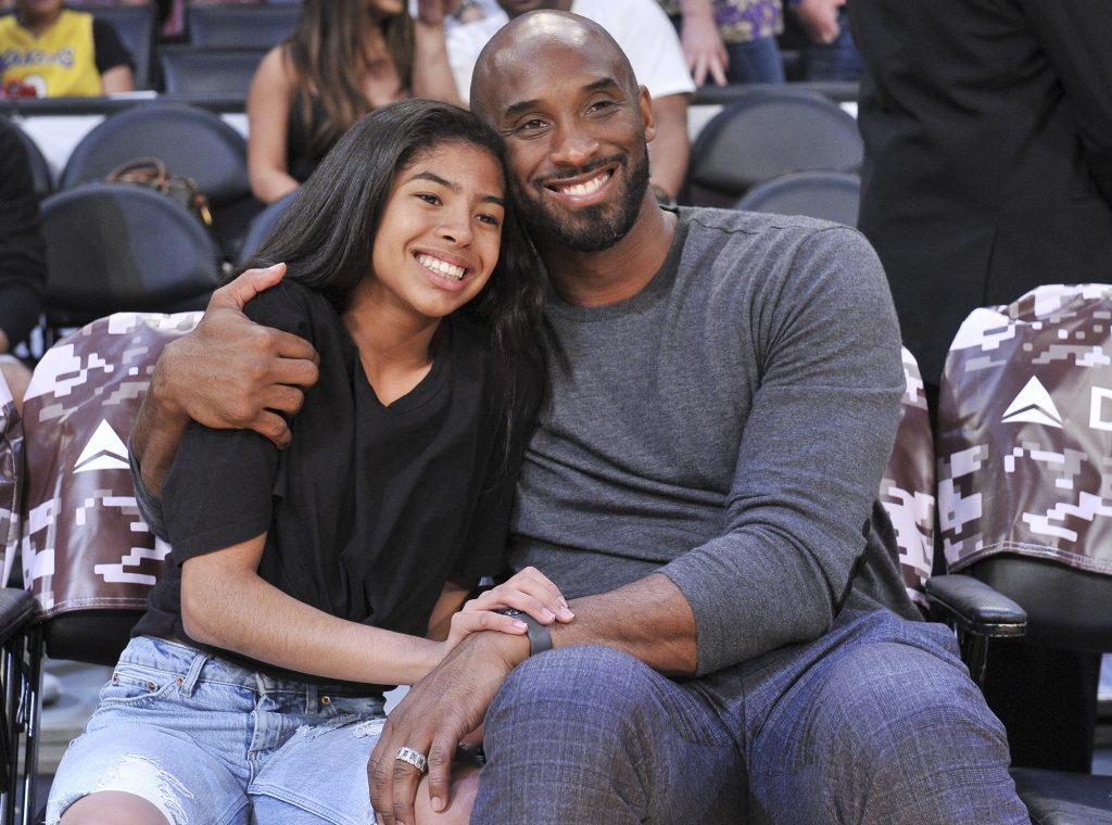 Legenda NBA Kobe Bryant dan Putrinya Tutup Usia dalam Kecelakaan Helikopter
