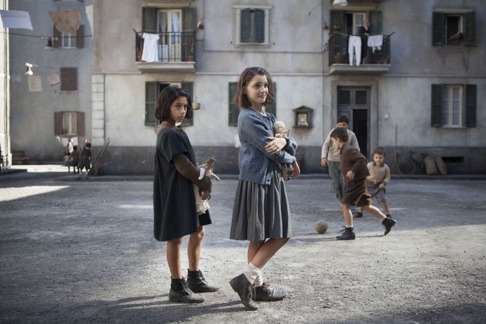 Maggie Gyllenhaal Mulai Debut Jadi Sutradara dengan Film ‘The Lost Daughter’