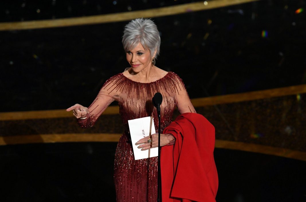 Jane Fonda Kenakan Kembali Gaun 6 Tahun yang Lalu di Oscar 2020