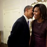 'Netflix and Chill' Jadi Agenda Michelle dan Barack Obama Selama Isolasi Diri