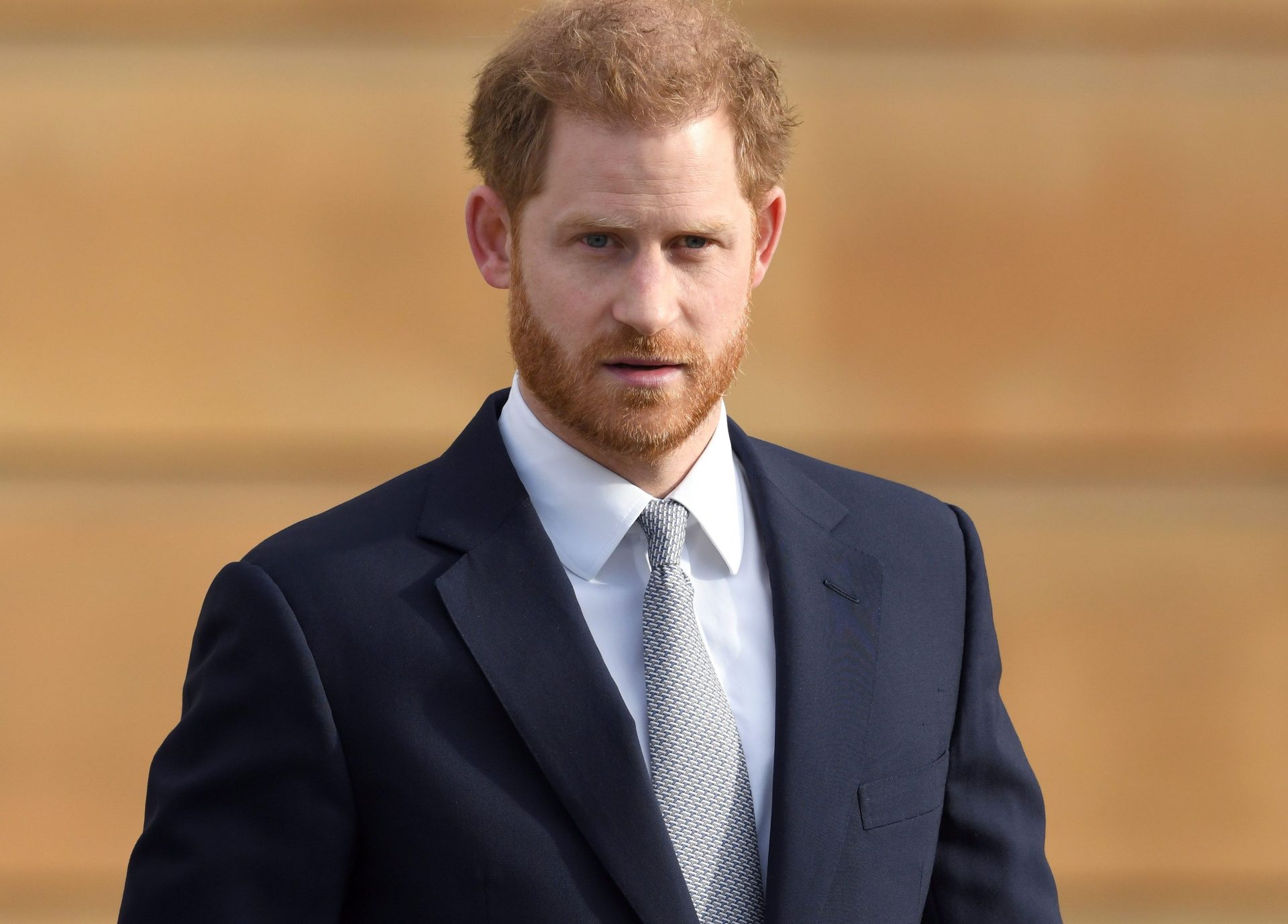 Resmi Pindah Ke L.A, Prince Harry Merasa Bersalah Tinggalkan Inggris di