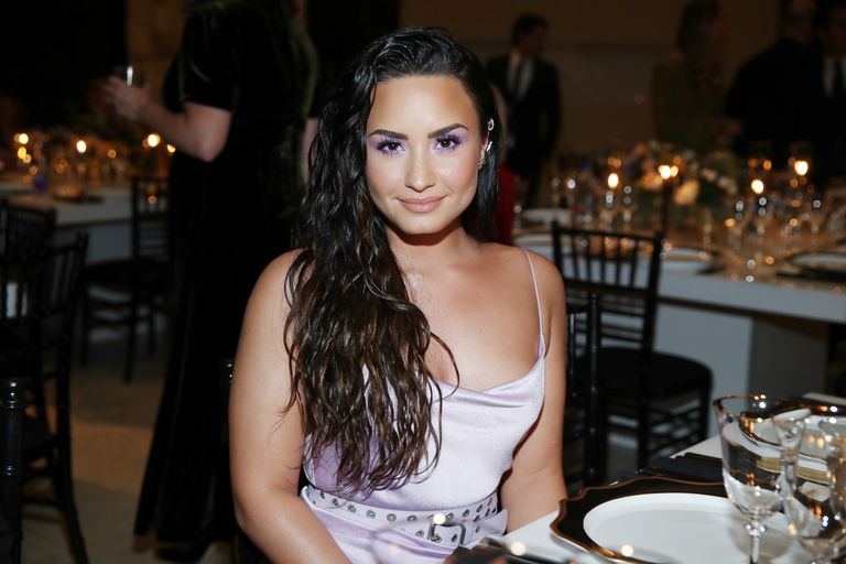 Demi Lovato Tanggapi Tagar #DemiIsOverParty di Twitter, dan Pandangan Tentang 'Cancel Culture'