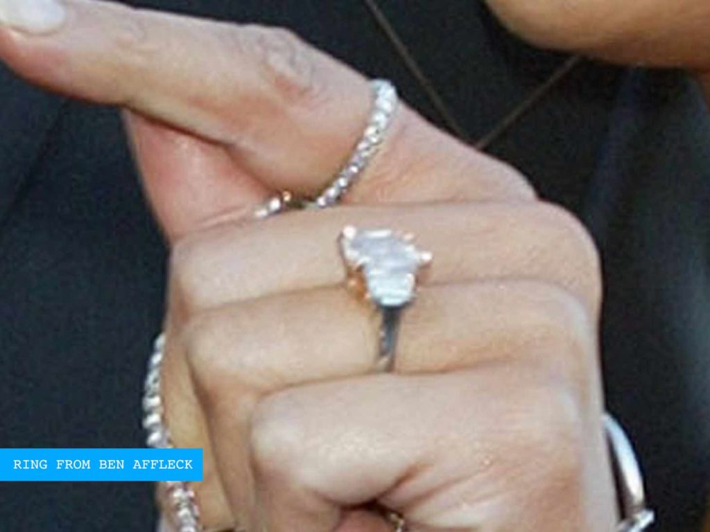 Jennifer Lopez Banggakan Cincin Pertunangan $2.5 Juta Dari Sang Mantan, Ben Affleck