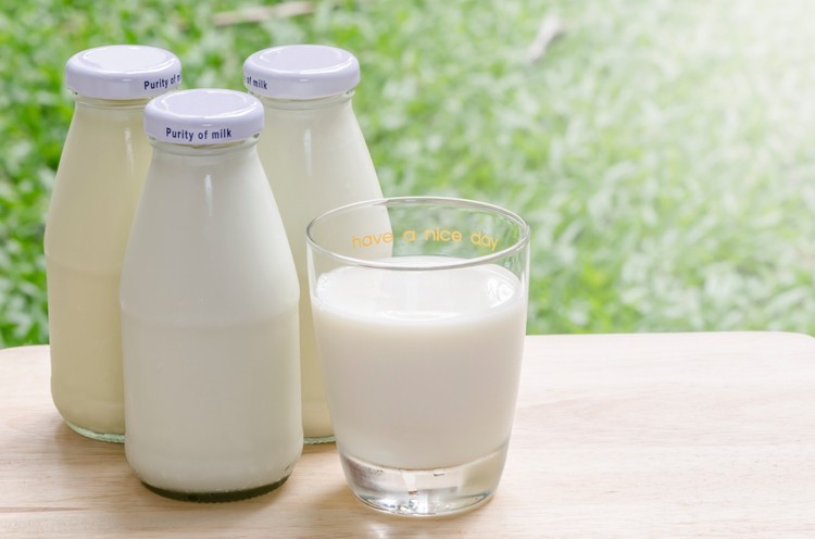 Hati-hati, Ladies, Ini Dampak Buruk Konsumsi Produk Susu Berlebihan (Part 2)