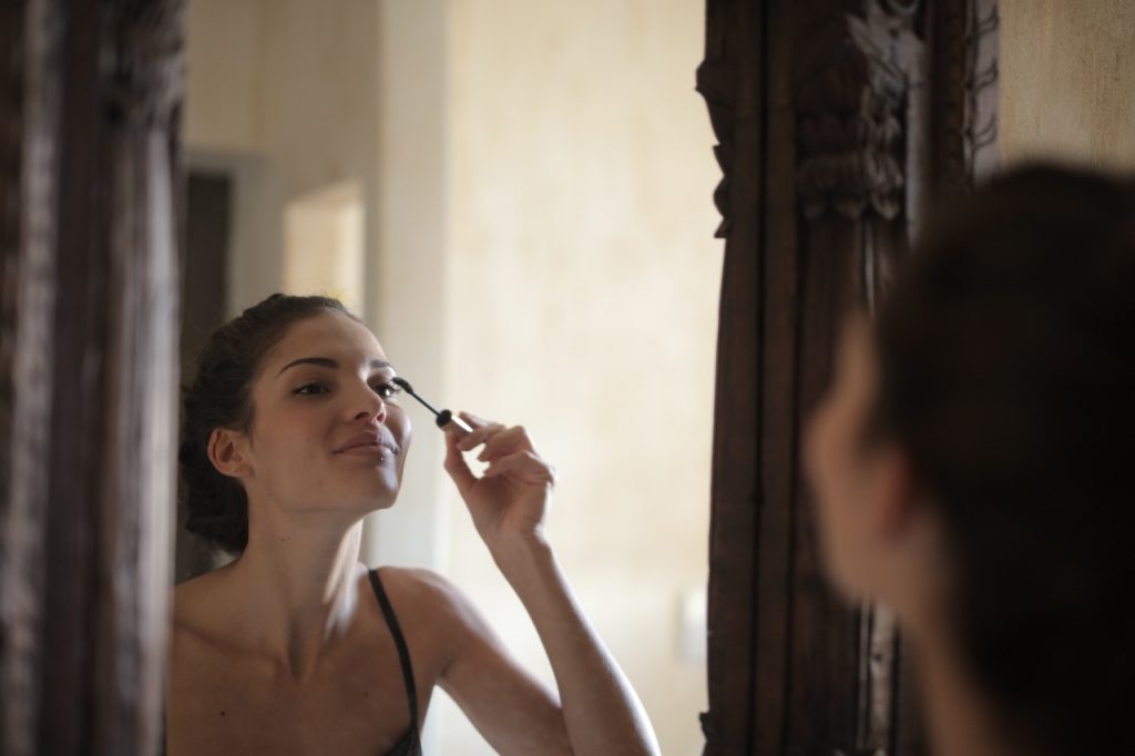 Tips Agar Makeup Sweatproof