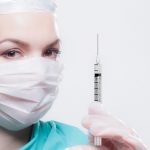 Studi Menunjukkan Vaksin Pfizer dan Moderna Memberi Proteksi yang Lebih Tinggi