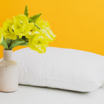 Rekomendasi Pillow Mist untuk Membantu Kamu Tidur Lebih Cepat