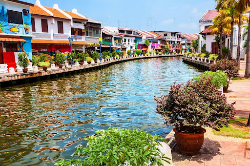 7 Tempat Wisata Malaysia untuk Masuk Bucket List Kamu