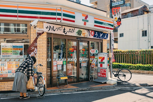 Intip Di Sini Ajaibnya Dunia dalam Minimarket di Jepang!