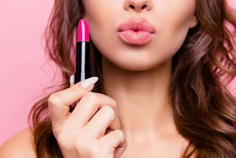 Baru Belajar Makeup? Ini Panduan Sederhana Buat Pemula Kenali Lipstik