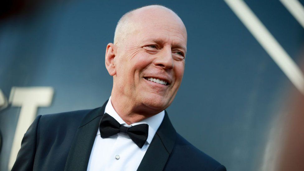 Bruce Willis Didiagnosa Mengalami Afasia, Keluarga Kompak Ciptakan Momen Bahagia 