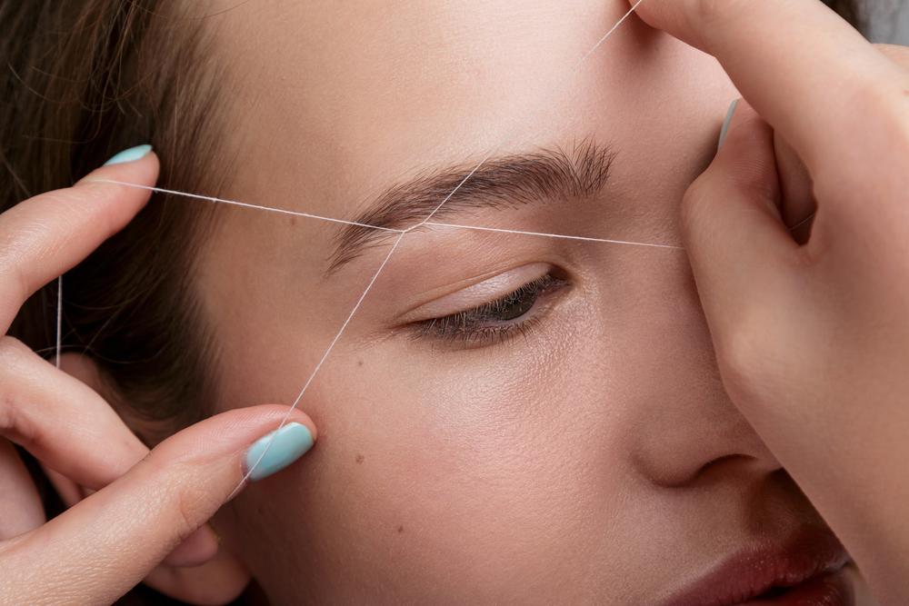 Eyebrow threading 101: Semua yang Kamu Ingin Ketahui Tentang Eyebrow Threading Ada di Sini! 