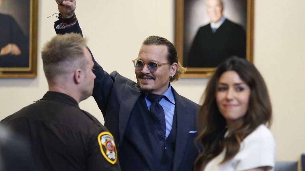 Kemenangan Johnny Depp, Tapi Jadi Membungkam Perempuan?