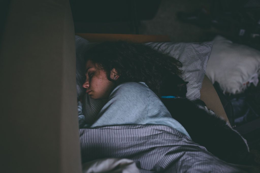9 Hal Yang Tidak Anda Ketahui Terjadi Pada Kulit Anda Saat Tidur (Bagian 1)