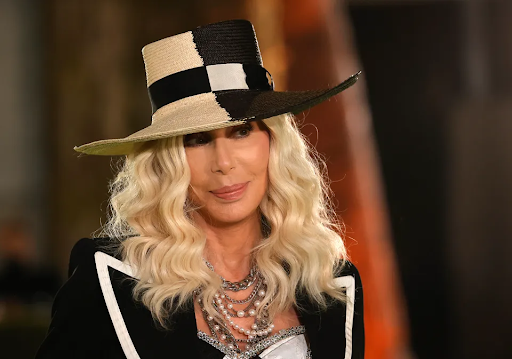 Cher Menjual Mansion 85 Juta Dollar Miliknya Lengkap dengan Ruang Wig anti Cuaca