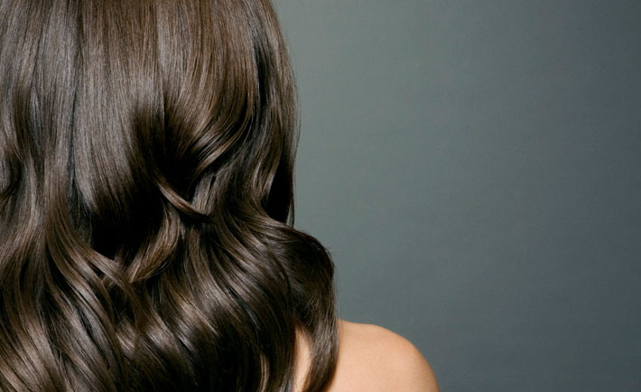 12 Hal Terburuk yang Dapat Kamu Lakukan pada Rambut (Bagian 1)