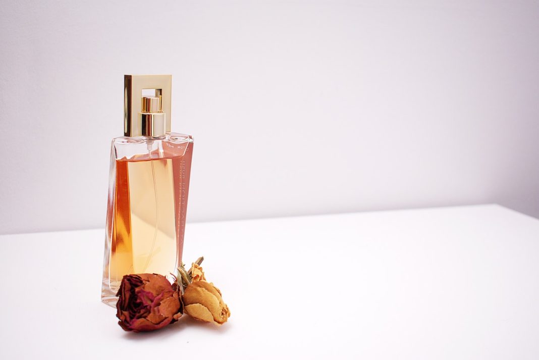 Mengenal Wangi Parfum Oud, Wangi Termahal di Dunia!