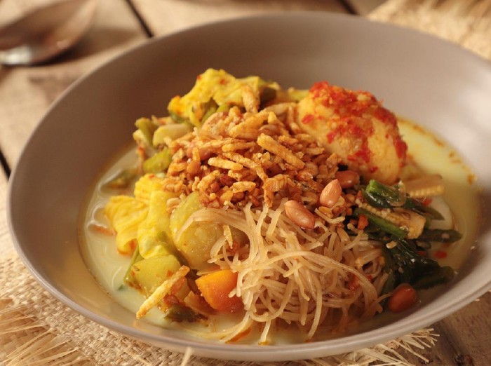 Mengenal Lontong Medan Kuliner Khas yang Hadir Setiap Lebaran