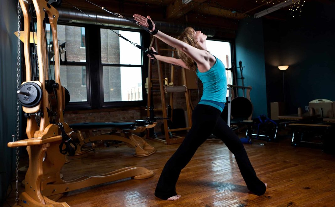 Mengenal Latihan Gyrotonic: Perbedaannya dengan Yoga dan Pilates serta Manfaatnya untuk Tubuh