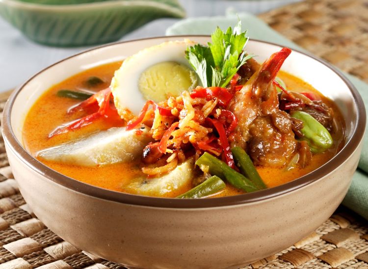 Mengenal Lontong Medan Kuliner Khas yang Hadir Setiap Lebaran