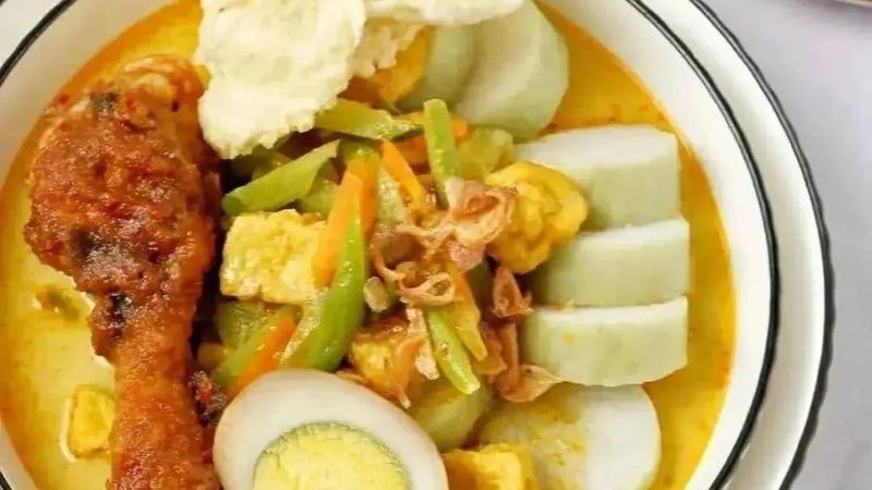 Mengenal Lontong Medan Kuliner Khas yang Hadir Setiap Lebaran