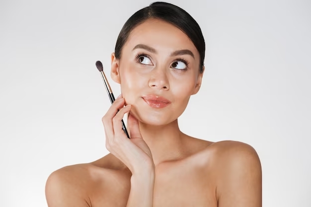 2 Makeup Primer yang Direkomendasikan untuk Kulit Dewasa, Bisa Hilangkan Garis Halus dan Kerutan!
