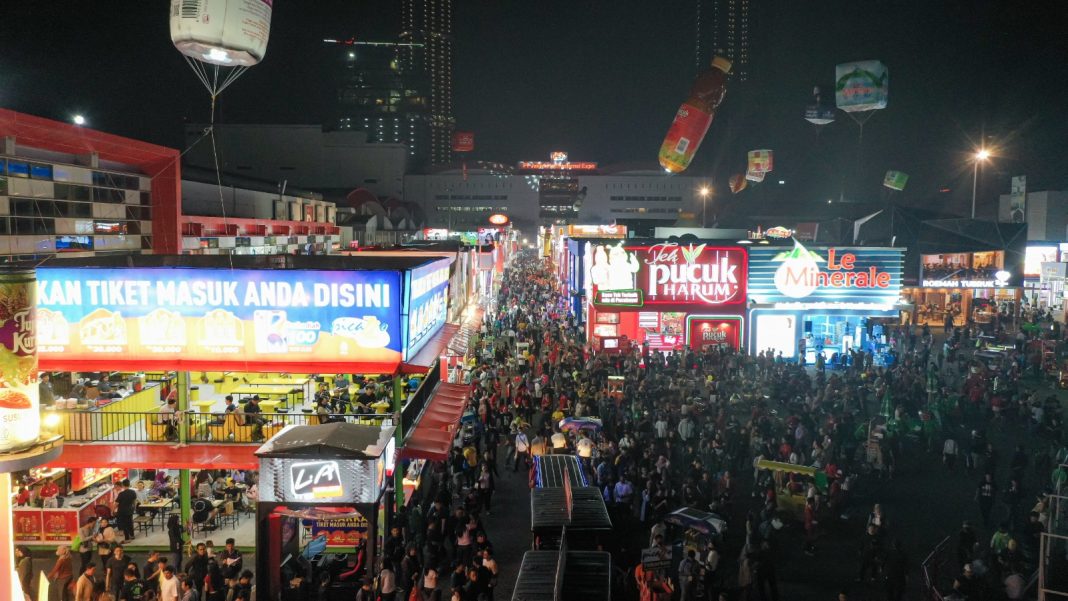 Antusiasme Pengunjung di Pekan Terakhir Jakarta Fair Kemayoran 2023